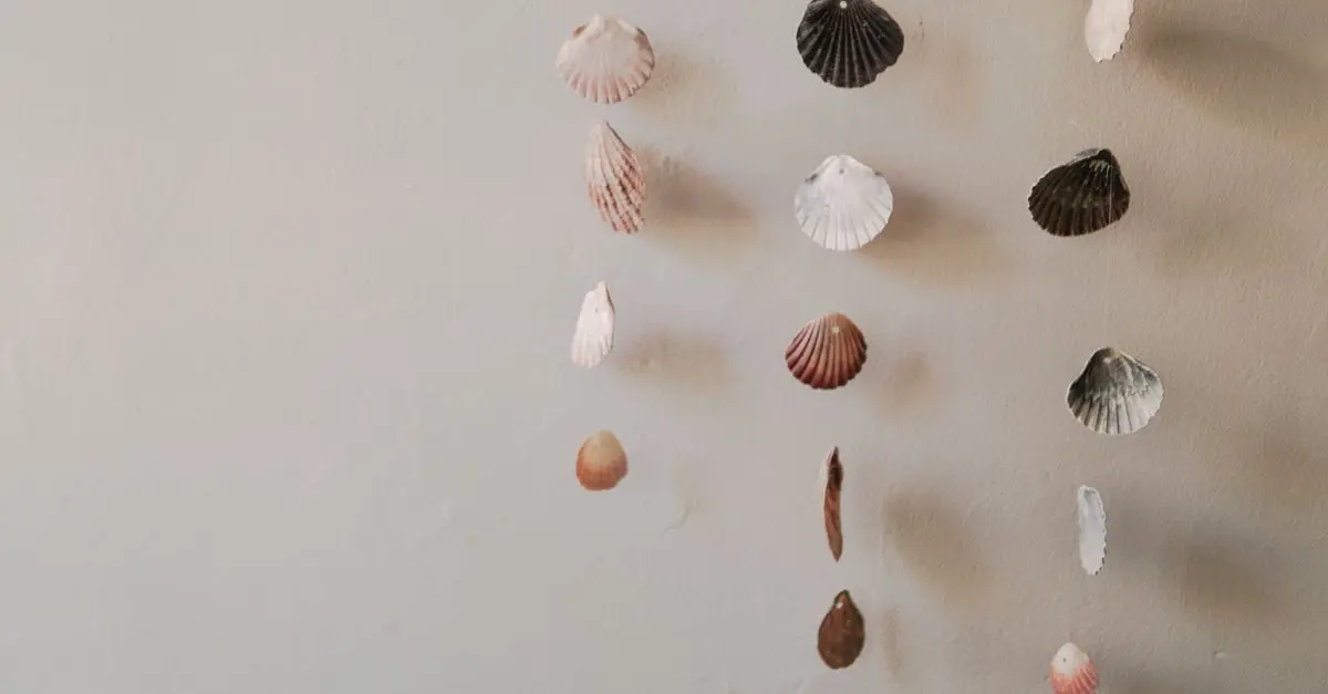 Comment créer une décoration murale DIY unique avec des matériaux recyclés