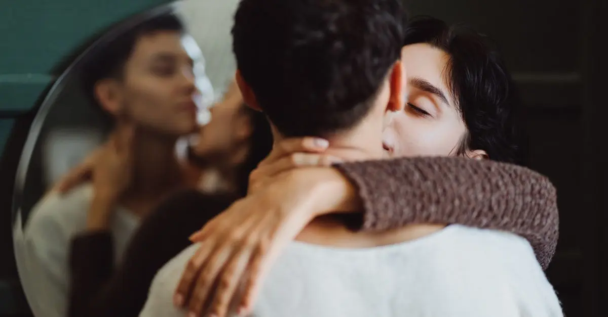 Les gestes d'affection qui font battre le cœur