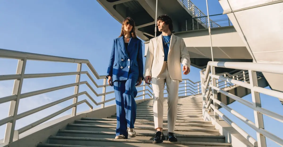 Les 10 coupes de vêtements chic à adopter pour un style unique