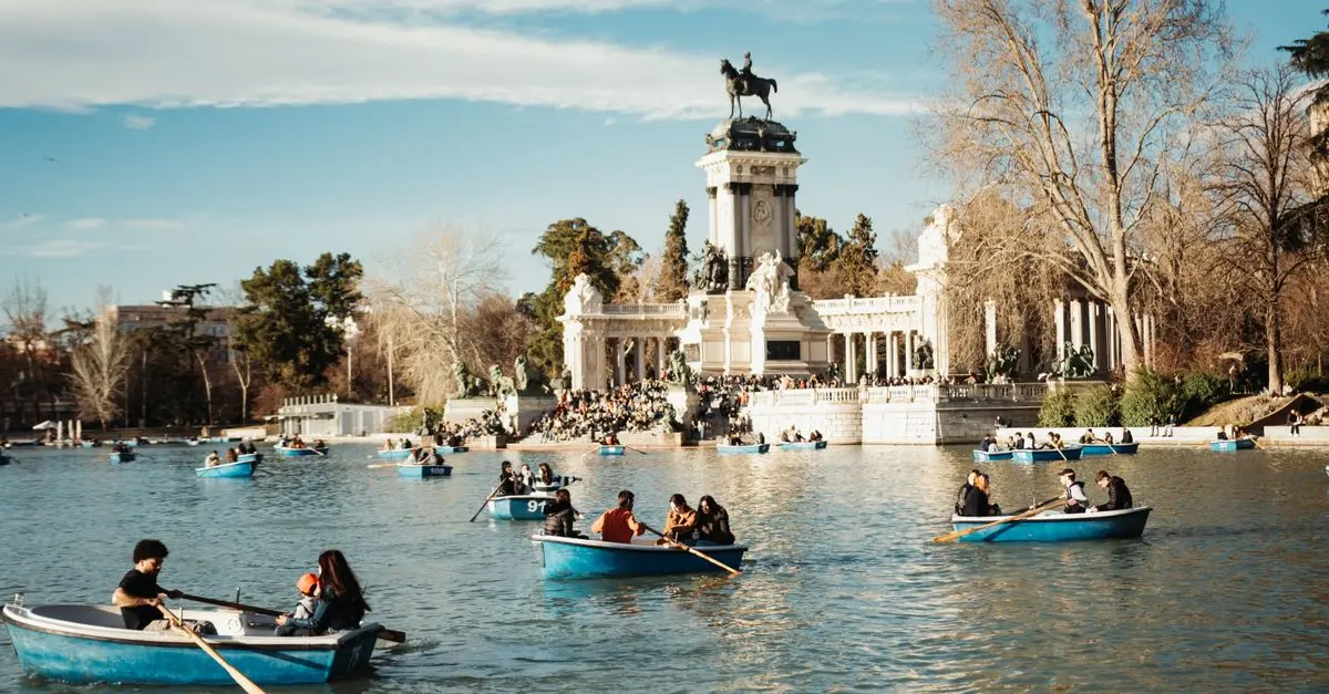 Cómo Encontrar los Mejores Descuentos en Actividades Turísticas