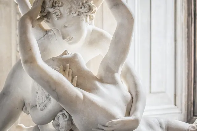 Les mystères des objets anciens : Comment les déchiffrer