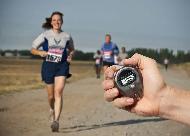 Les 10 Meilleures Stratégies pour Évaluer Votre Vitesse de Course