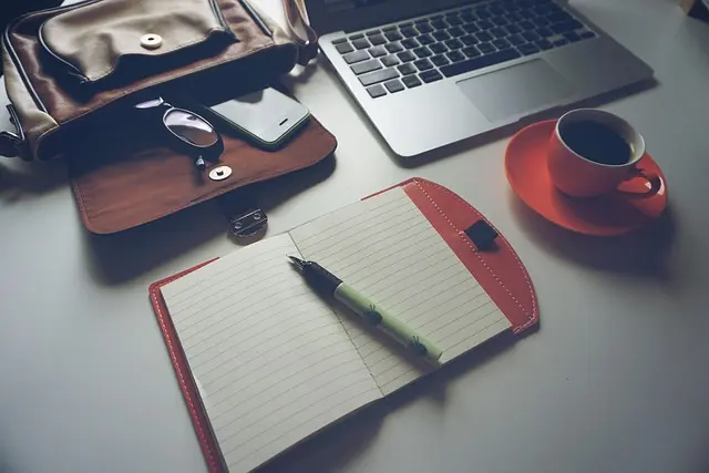 The Essential Steps to Successfully Become a Blogger