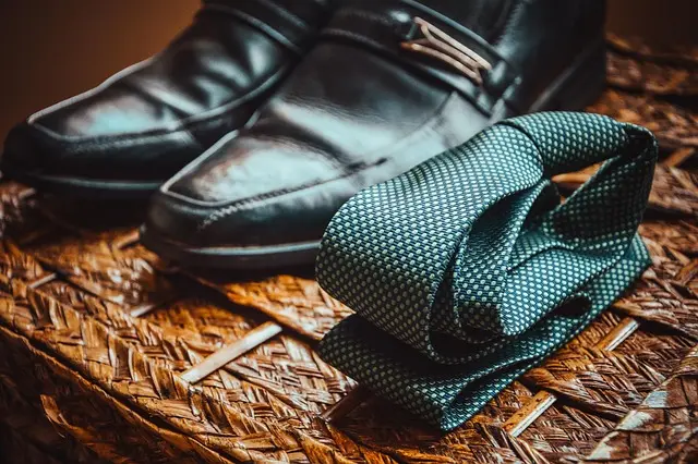 Comment choisir les indispensables pour une garde-robe chic