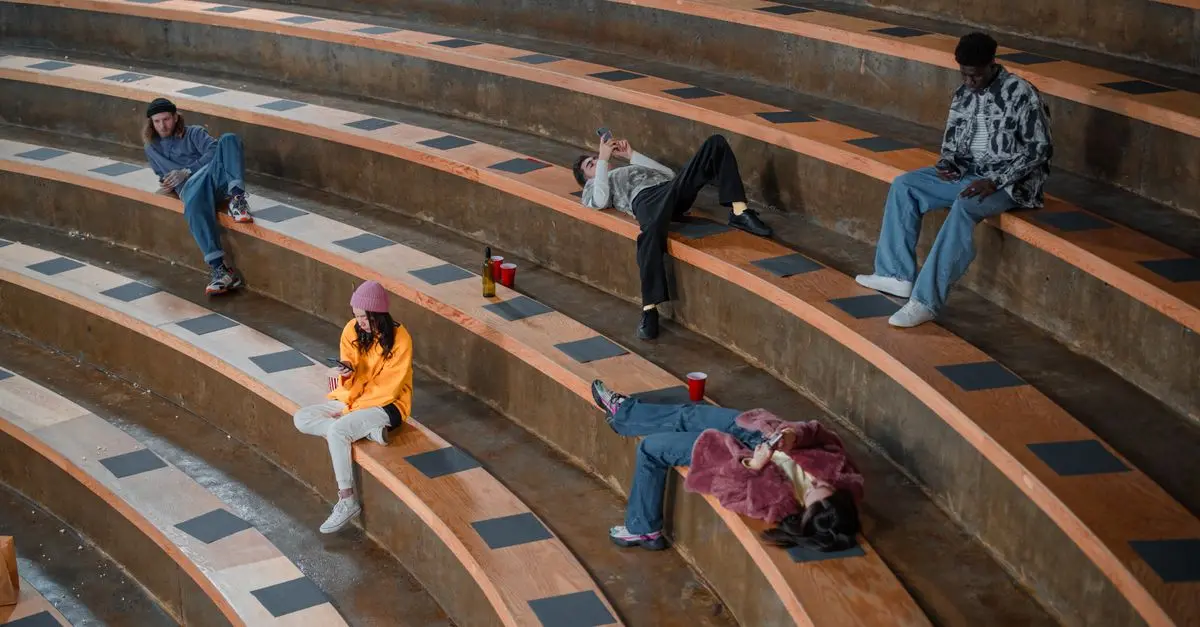 Impact des Classements Sociaux sur les Jeunes Adultes