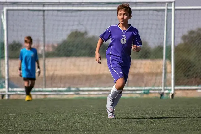 Les 10 joueurs de football légendaires à connaître absolument