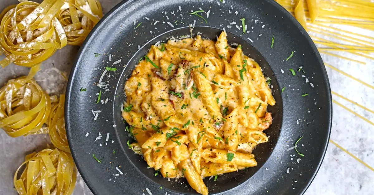 Cómo hacer la salsa carbonara perfecta: receta y secretos