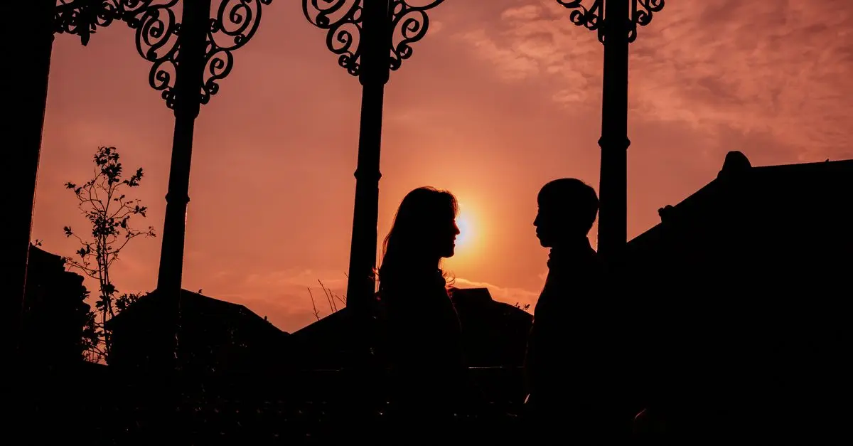 Les 10 Gestes d'Amour Indispensables pour Éveiller votre Relation