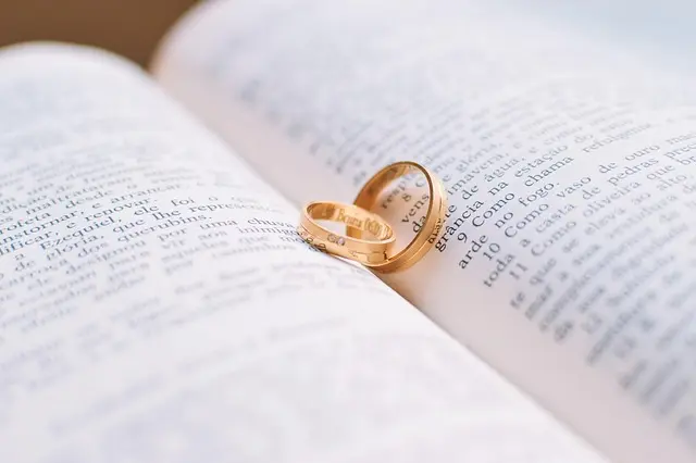 Les traditions des noces d'or : Ce qu'il faut savoir