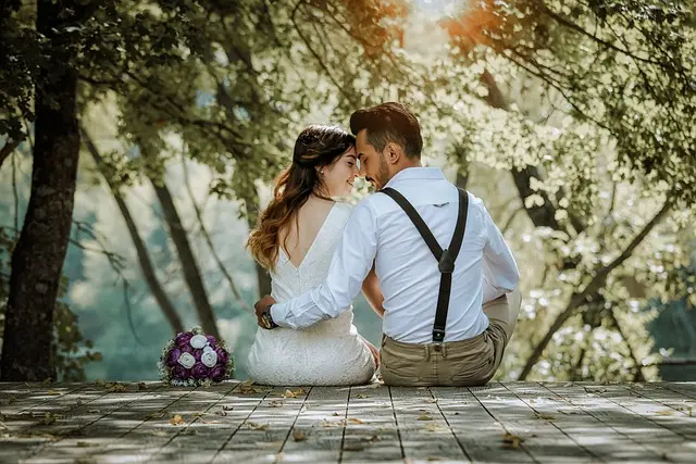 Comment Rendre Votre Cérémonie de Mariage Émotionnelle et Unique