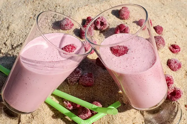 10 Cocktails Créatifs à Tester pour Étonner Vos Invités