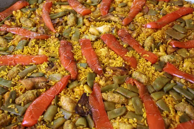 Cómo hacer el mejor arroz a la valenciana: Receta y consejos