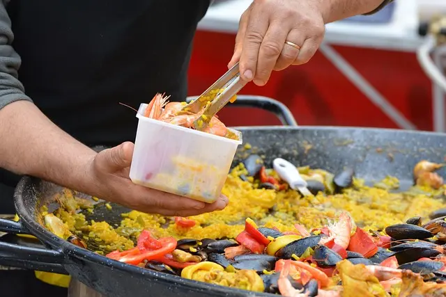 Los ingredientes esenciales para una buena paella