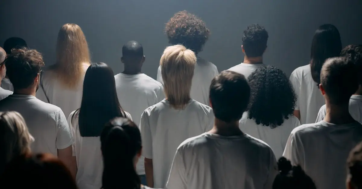 Comment les Classements Culturels Influencent notre Identité