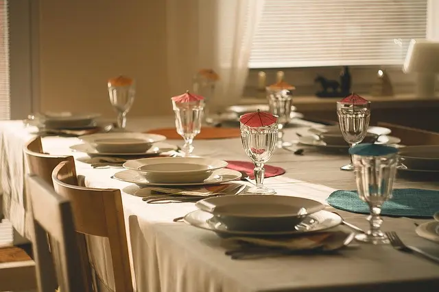 10 objets anciens indispensables pour enrichir votre collection