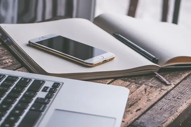 Les indispensables pour un journal de mode créatif
