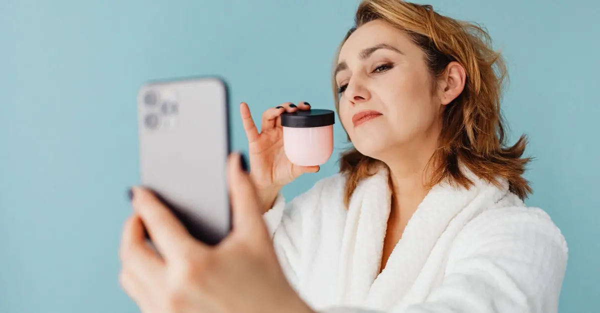 Le rôle des influenceurs pendant les soldes d'été