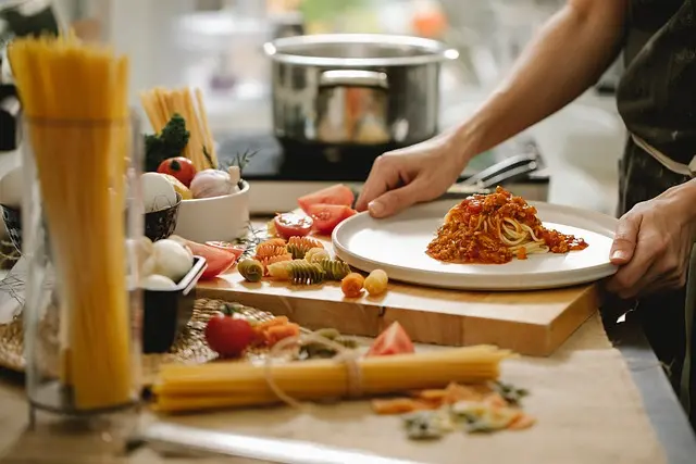 10 Consejos para Cocinar con Salsas Caseras que Impresionarán