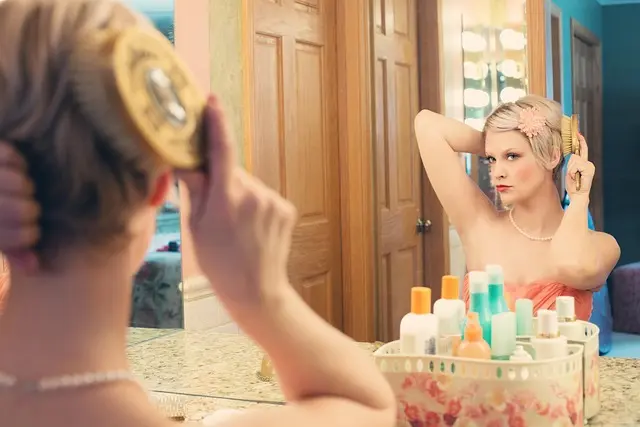 Maquillage hybride : astuces pour un look éclatant et naturel