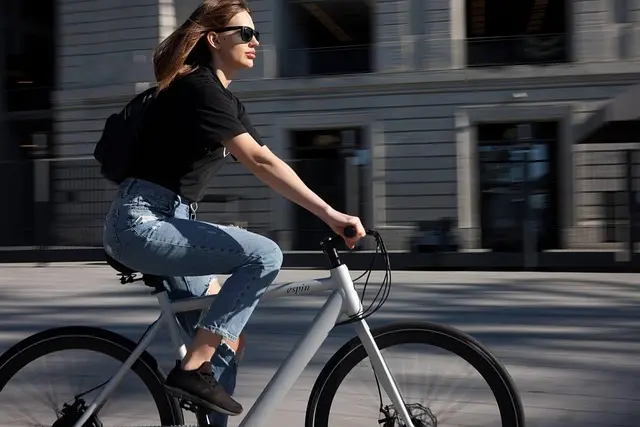 Comment choisir des vêtements écoresponsables pour un style actuel