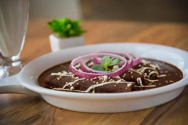 Cómo hacer un delicioso y auténtico mole poblano
