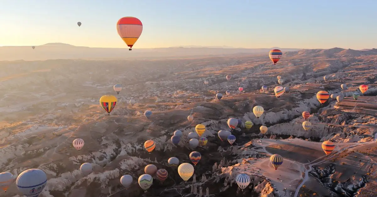 Les meilleures destinations pour des aventures aériennes uniques
