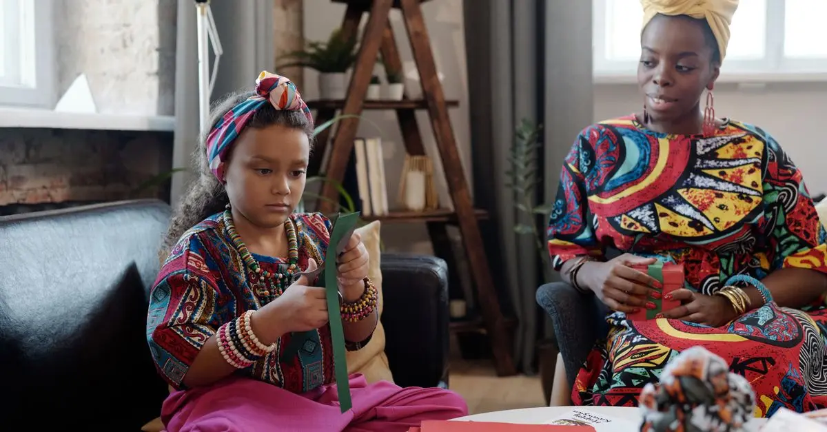 10 Creative Family Crafts to Enjoy Together