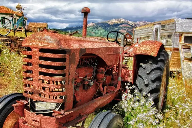 Les Meilleurs Accessoires à Ajouter à Votre Tracteur