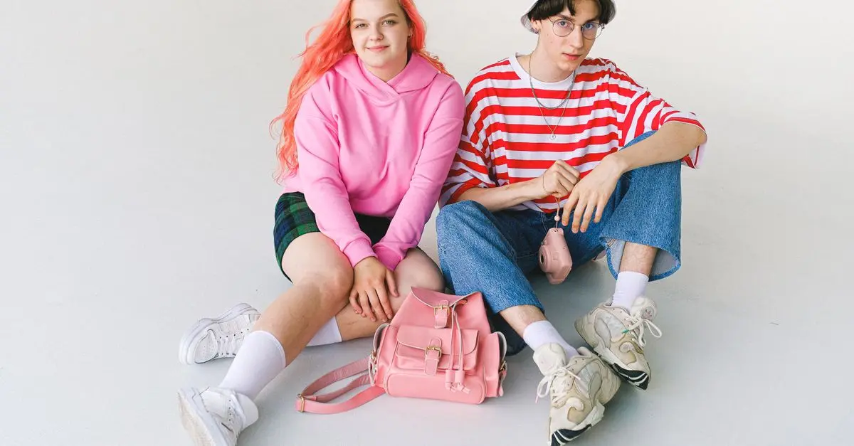 Jakie są najnowsze trendy modowe na wiosnę?