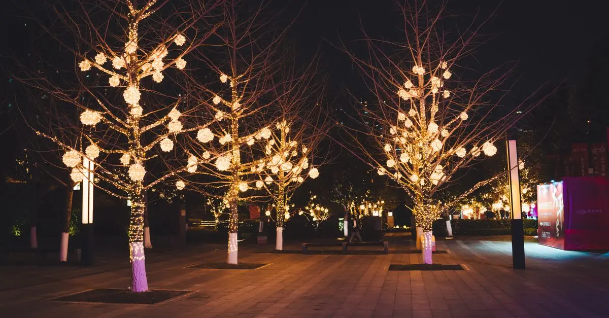 How to Choose the Right Outdoor Lighting for Your Home